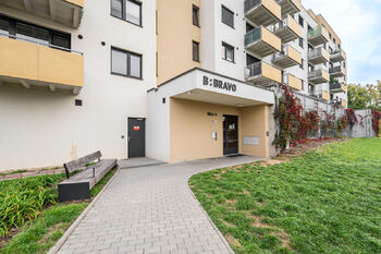 Prodej bytu 2+kk v osobním vlastnictví 56 m², Praha 9 - Kbely
