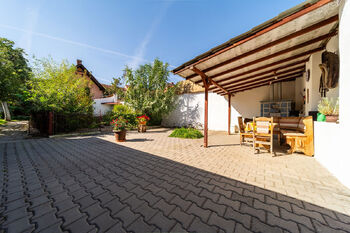 Prodej domu 280 m², Vémyslice