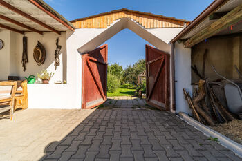 Prodej domu 280 m², Vémyslice