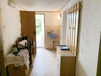 chodba  - Prodej domu 100 m², Kounov