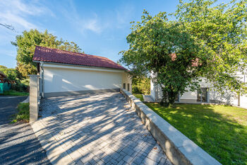 Prodej domu 186 m², Kamenice