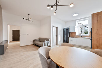 Pronájem bytu 3+kk v osobním vlastnictví 79 m², České Budějovice