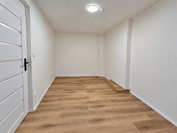 Ložnice - Pronájem bytu 2+kk v osobním vlastnictví 40 m², Žatec