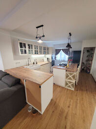 Prodej domu 132 m², Všeradice