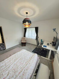 Prodej domu 132 m², Všeradice