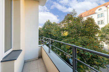 Prodej bytu 2+kk v osobním vlastnictví 51 m², Praha 10 - Vršovice