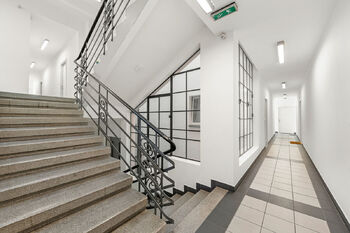Prodej bytu 2+kk v osobním vlastnictví 51 m², Praha 10 - Vršovice
