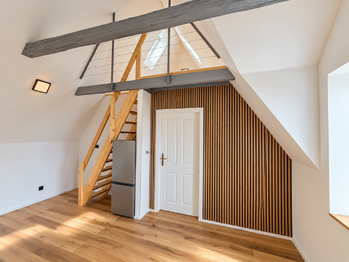 Pronájem bytu 2+kk v osobním vlastnictví 80 m², Všenory