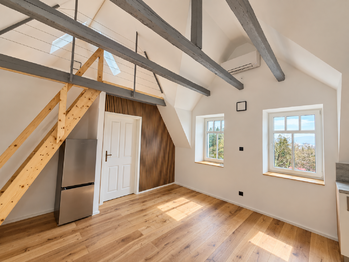 Pronájem bytu 2+kk v osobním vlastnictví 80 m², Všenory