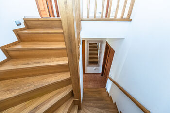 Pronájem domu 130 m², Šestajovice