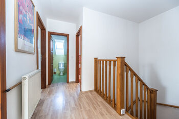 Pronájem domu 130 m², Šestajovice