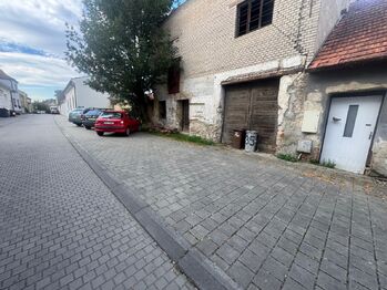 Prodej pozemku 1105 m², Uherský Ostroh