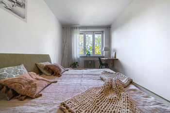 ložnice - Prodej bytu 2+kk v osobním vlastnictví 56 m², Brno