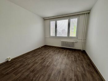 Pronájem bytu 3+1 v družstevním vlastnictví 65 m², Vimperk