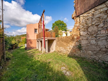 Prodej pozemku 1308 m², Nový Knín