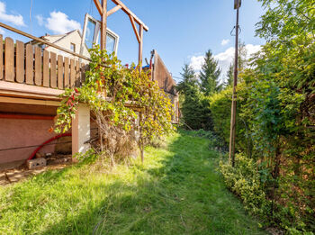 Prodej pozemku 1308 m², Nový Knín
