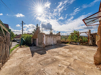 Prodej pozemku 1308 m², Nový Knín