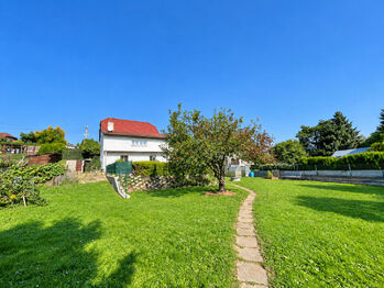 Prodej domu 115 m², Buš