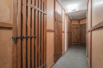 Sklepní kóje. - Pronájem bytu 3+1 v družstevním vlastnictví 73 m², Jindřichův Hradec
