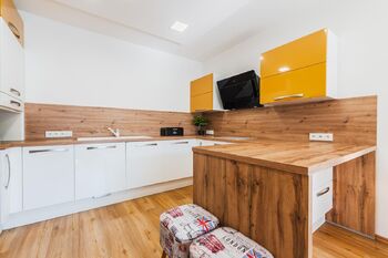 Kuchyňský kout - Pronájem bytu 3+kk v osobním vlastnictví 75 m², Praha 9 - Čakovice