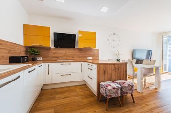 Kuchyňský kout - Pronájem bytu 3+kk v osobním vlastnictví 75 m², Praha 9 - Čakovice