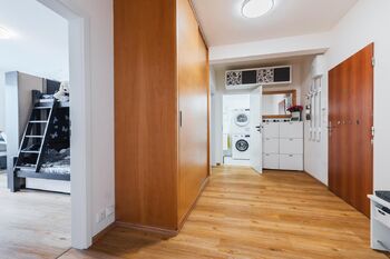 Chodba  - Pronájem bytu 3+kk v osobním vlastnictví 75 m², Praha 9 - Čakovice