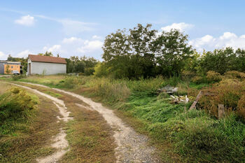 Prodej pozemku 793 m², Brozany nad Ohří