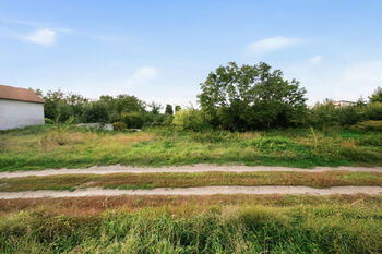 Prodej pozemku 793 m², Brozany nad Ohří