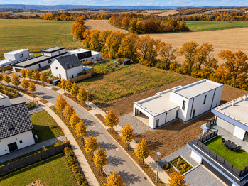 letecký snímek... - Prodej domu 230 m², Vysoký Újezd