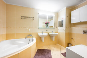 Prodej bytu 4+kk v osobním vlastnictví 119 m², Praha 10 - Záběhlice