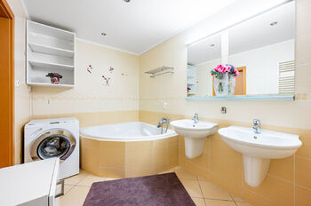 Prodej bytu 4+kk v osobním vlastnictví 119 m², Praha 10 - Záběhlice