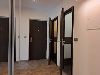 Pronájem bytu 3+1 v osobním vlastnictví 71 m², Praha 4 - Krč