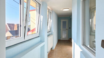 Chodba 2.NP - Prodej domu 173 m², Újezd u Boskovic