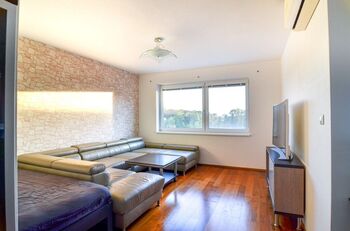 Prodej bytu 4+1 v osobním vlastnictví 97 m², Břeclav