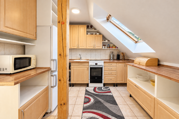 Prodej domu 232 m², Zhoř