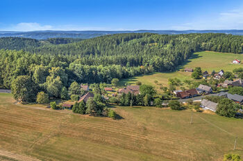 Prodej pozemku 1779 m², Nekoř