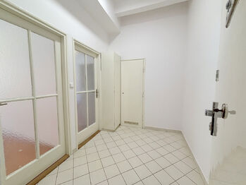 Pronájem bytu 2+kk v osobním vlastnictví 46 m², Praha 10 - Vršovice