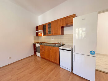 Pronájem bytu 2+kk v osobním vlastnictví 46 m², Praha 10 - Vršovice