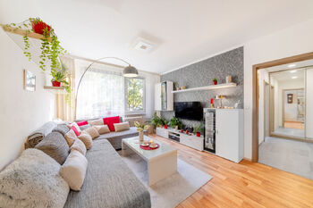 Prodej bytu 3+kk v osobním vlastnictví 63 m², Praha 4 - Chodov