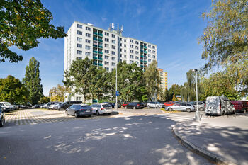 Prodej bytu 3+kk v osobním vlastnictví 63 m², Praha 4 - Chodov