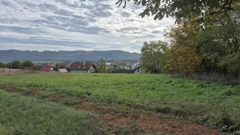 Prodej pozemku 3023 m², Vráž
