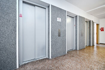 Prodej bytu 2+1 v osobním vlastnictví 38 m², Praha 10 - Záběhlice