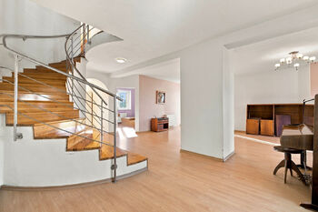 Prodej domu 268 m², Tísek