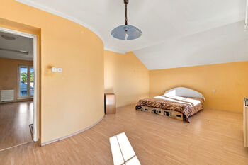 Prodej domu 268 m², Tísek