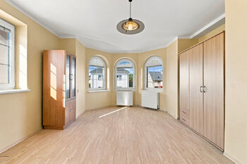 Prodej domu 268 m², Tísek