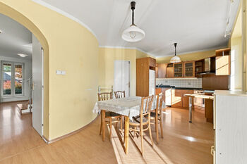Prodej domu 268 m², Tísek