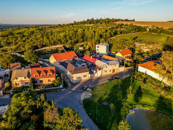 Prodej domu 212 m², Velvary