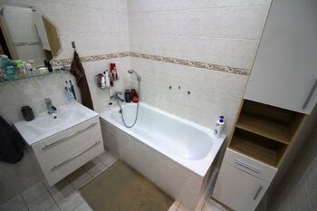 Pronájem bytu 3+kk v družstevním vlastnictví 66 m², Velké Hamry