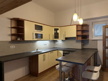 Pronájem bytu 2+kk v osobním vlastnictví 40 m², Praha 4 - Michle