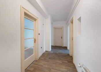 +420 739 604 767 I vaclav.adamcik@re-max.cz I prodej bytu 3+1 Ostrava - Prodej bytu 3+1 v osobním vlastnictví 75 m², Ostrava